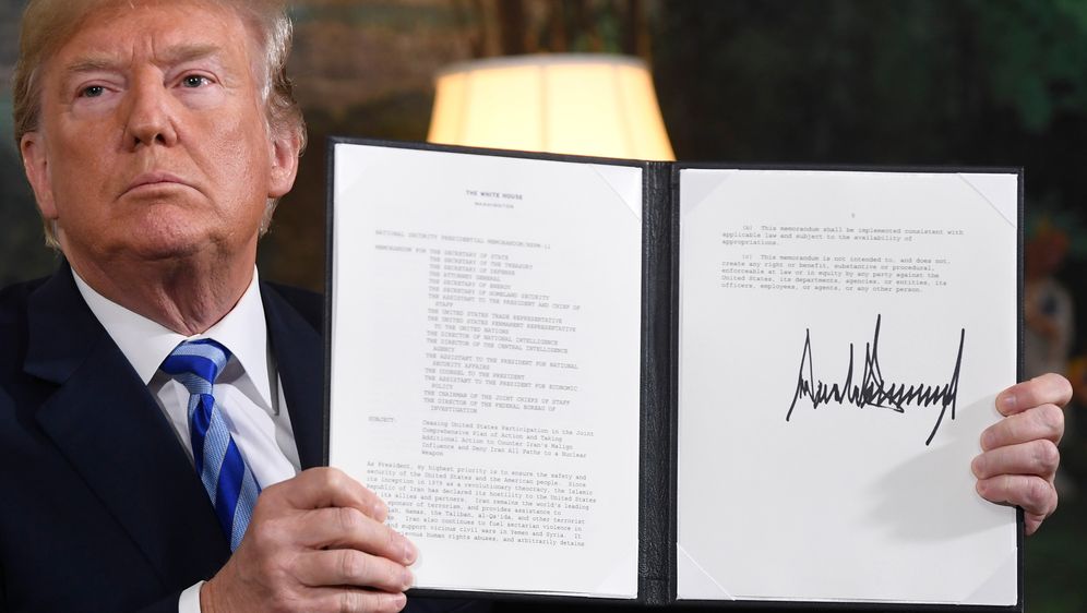 Trump potpisao sankcije protiv Irana (Foto: AFP)