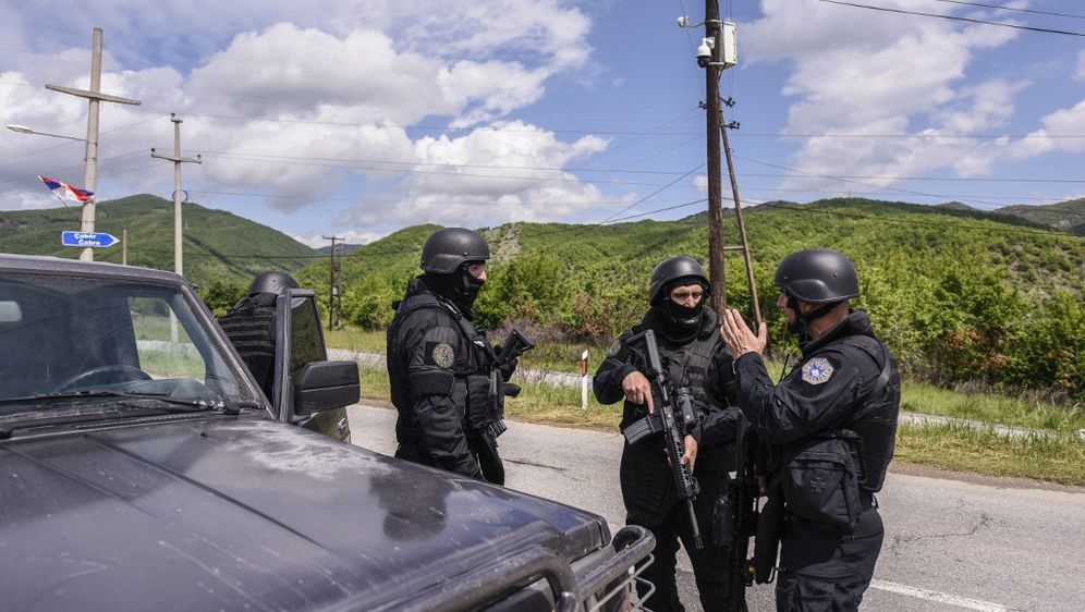 Akcija specijalne policije na Kosovu (Foto: AFP)1
