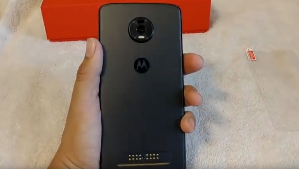 Moto Z4