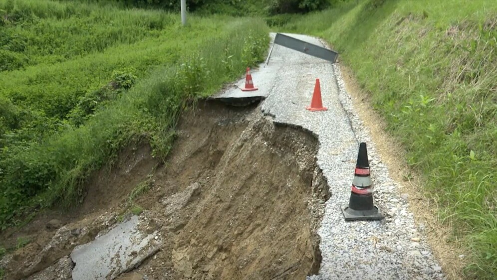 Klizišta, odroni, rupe u cestama - 4