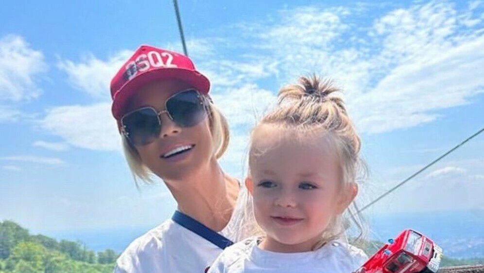 Maja Šuput i Bloom - 1