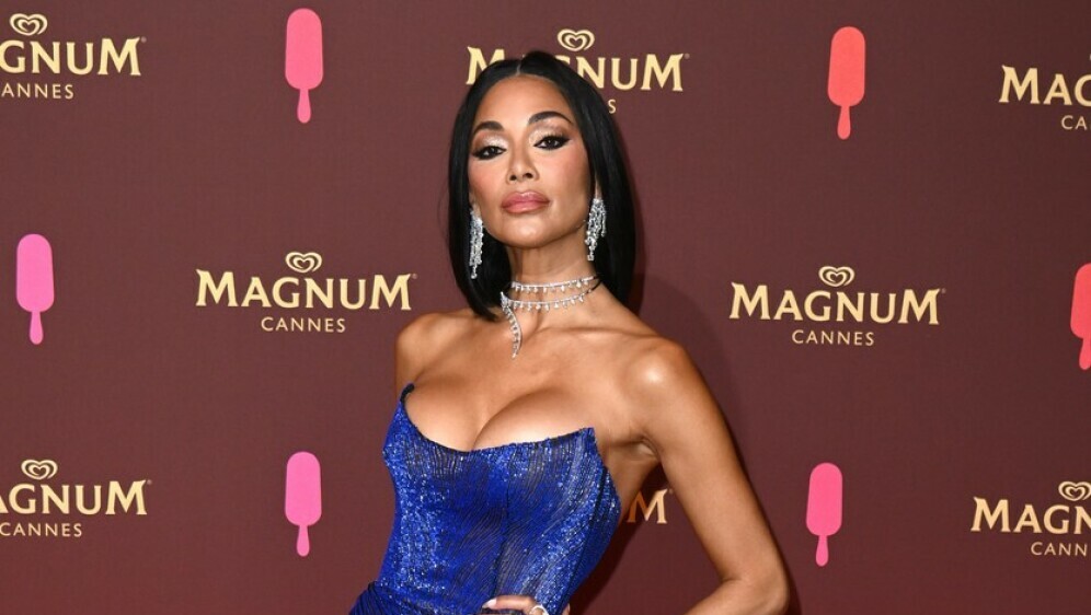 Nicole Scherzinger - 3