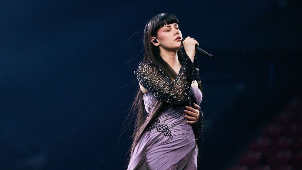 Srpska predstavnica Teya Dora u prvom polufinalu Eurosonga 2024.
