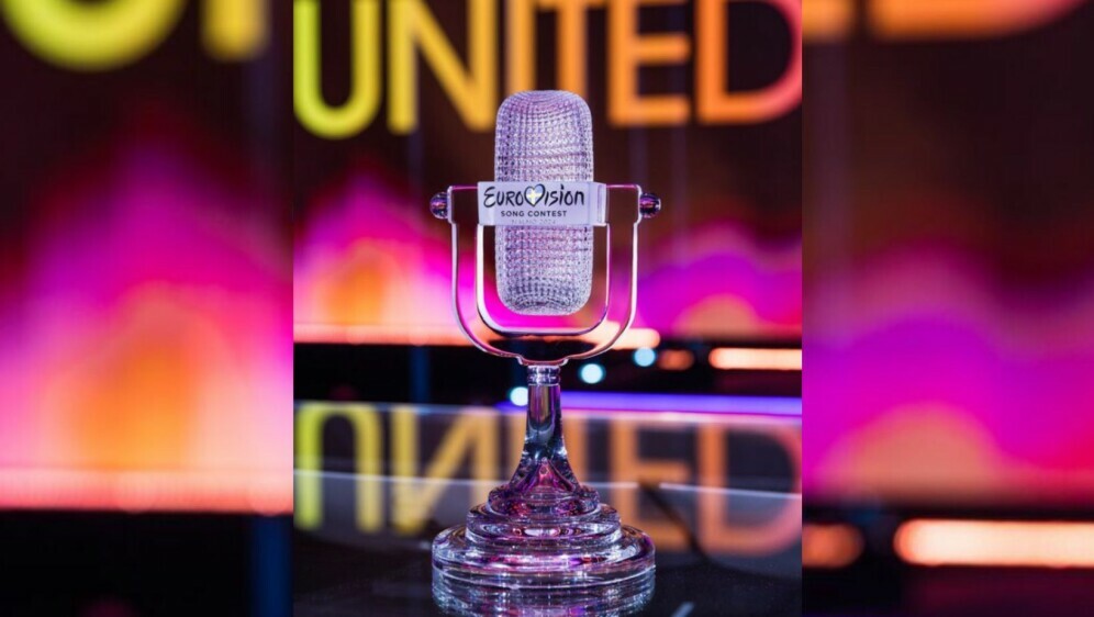Kristalni mikrofon trofej Eurovizije 2024.