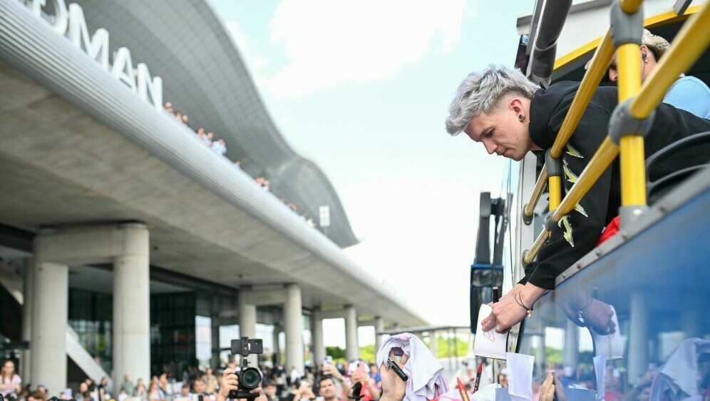Doček Baby Lasagne na aerodromu - 6