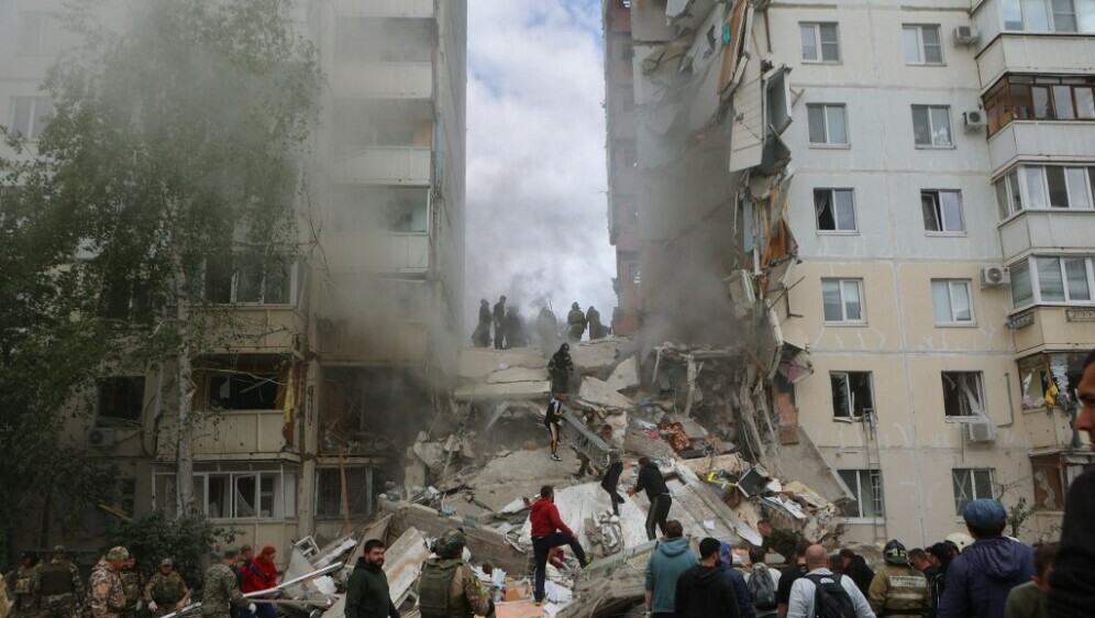 U ukrajinskom napadu srušen dio zgrade u Belgorodu - 4