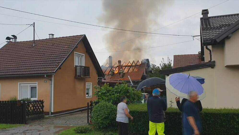 Kuća koju je udario grom - 3