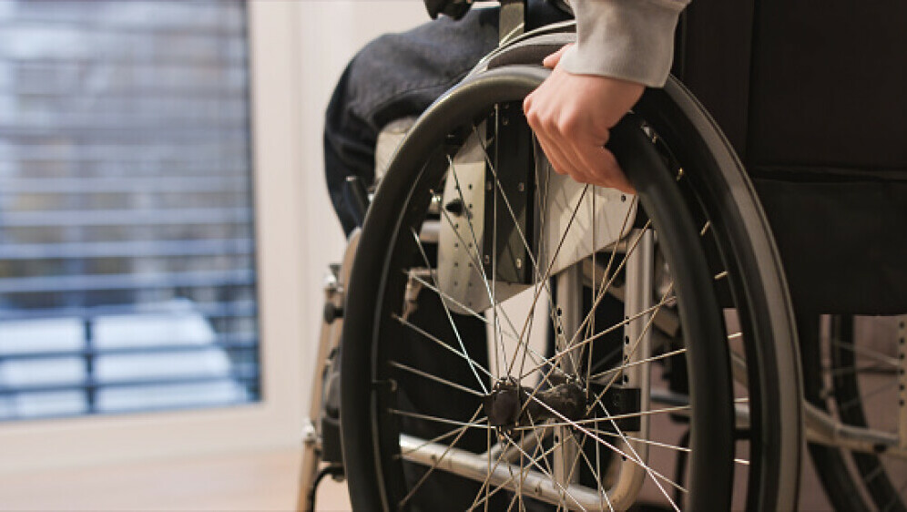 Osoba u kolicima, ilustracija