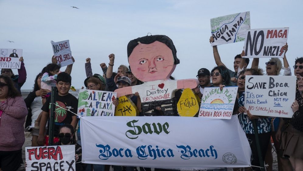 Prosvjed protiv stvaranja grada Starbasea