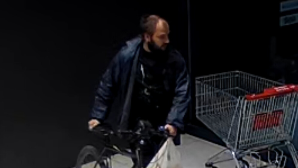 Muškarac kojeg se sumnjiči za krađu bicikla - 3