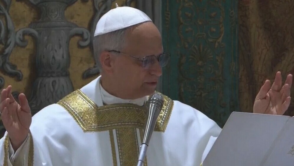 Papa Lav XIV. predvodi misu