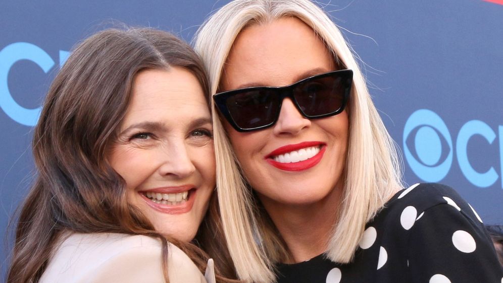 Drew Barrymore i Jenny McCarthy na crvenom tepihu