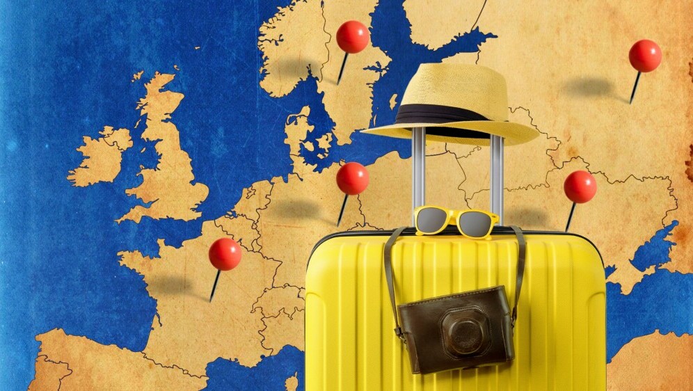 Karta Europe s označenim lokacijama i kofer