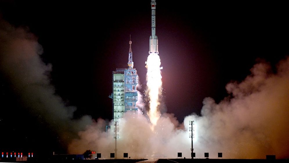 Lansiranje rakete, ilustracija