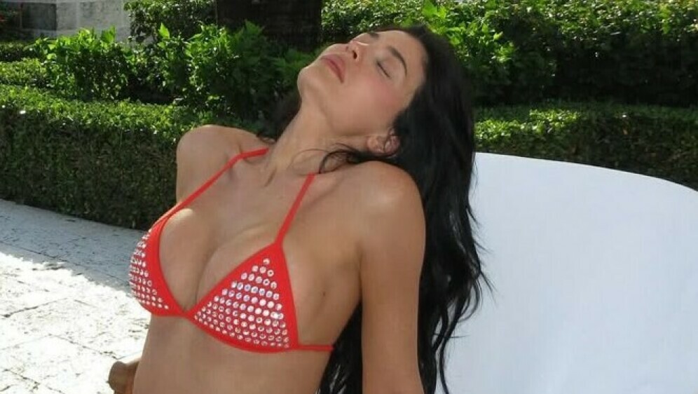 Kylie Jenner - 3