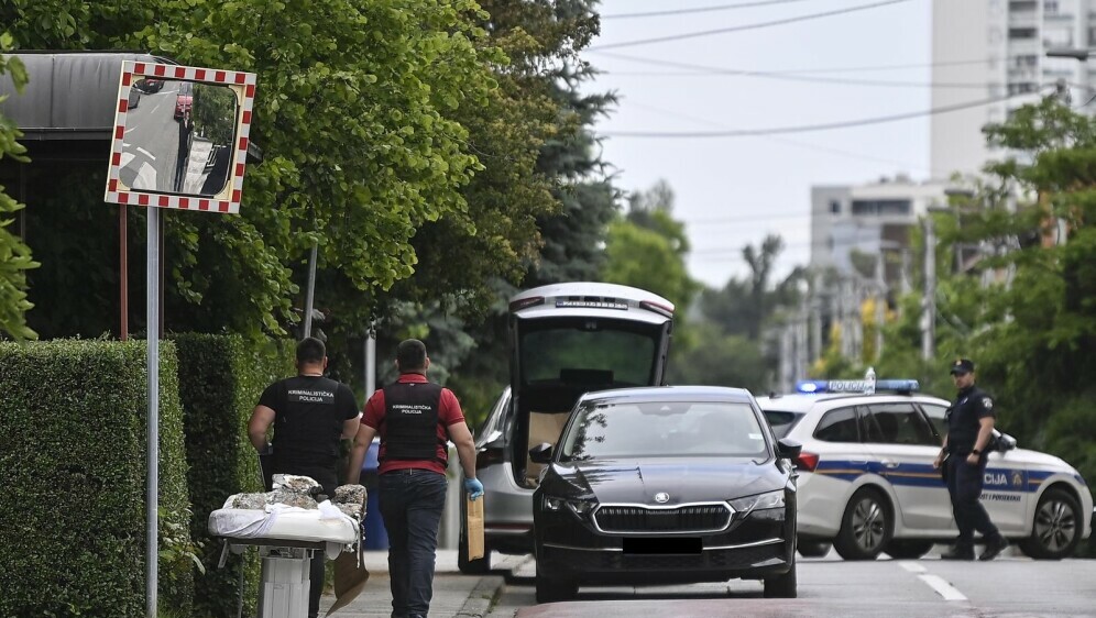 Policijski očevid u salonu za masažu gdje je muškarac napao ženu