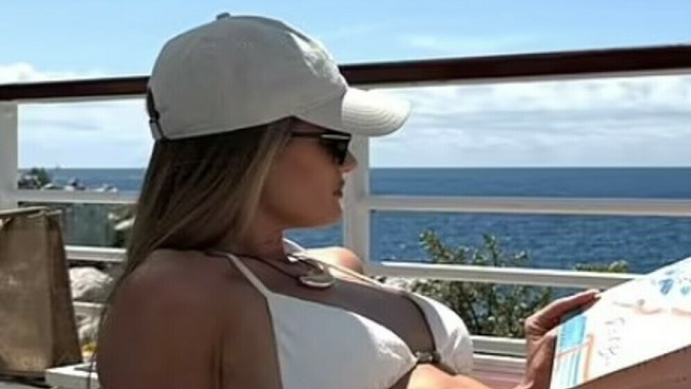 Rosie Huntington-Whiteley - 4
