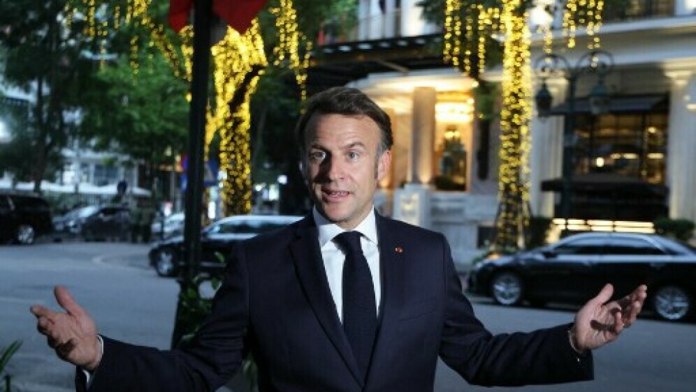 Emmanuel Macron - 3