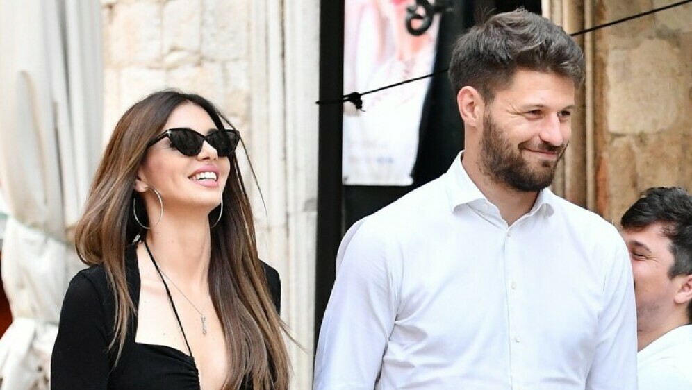 Bruno Petković, Iva Šarić