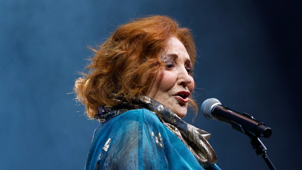 Tereza Kesovija