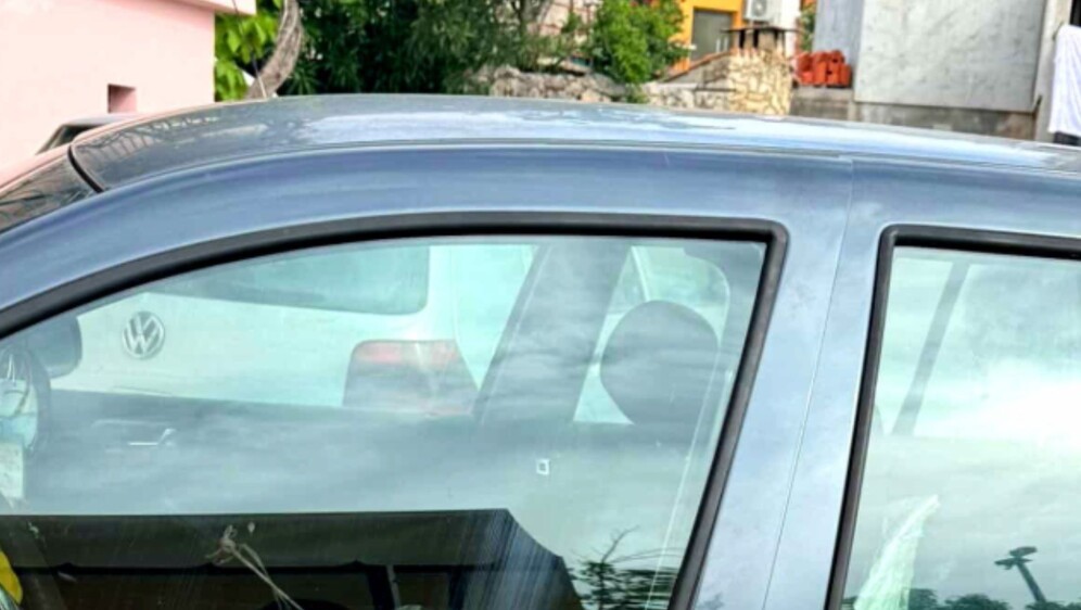 Neobičan način zaključavanja i zaštite automobila iz Dalmacije