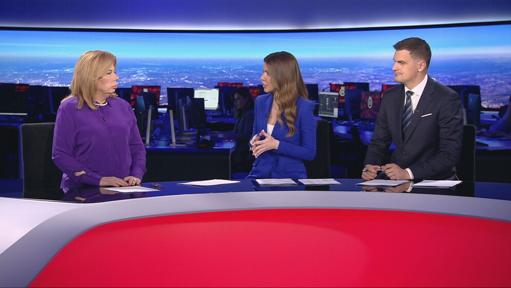Ivana Petrović, reporterka Dnevnika Nove TV, i voditelji Dnevnika Nove TV