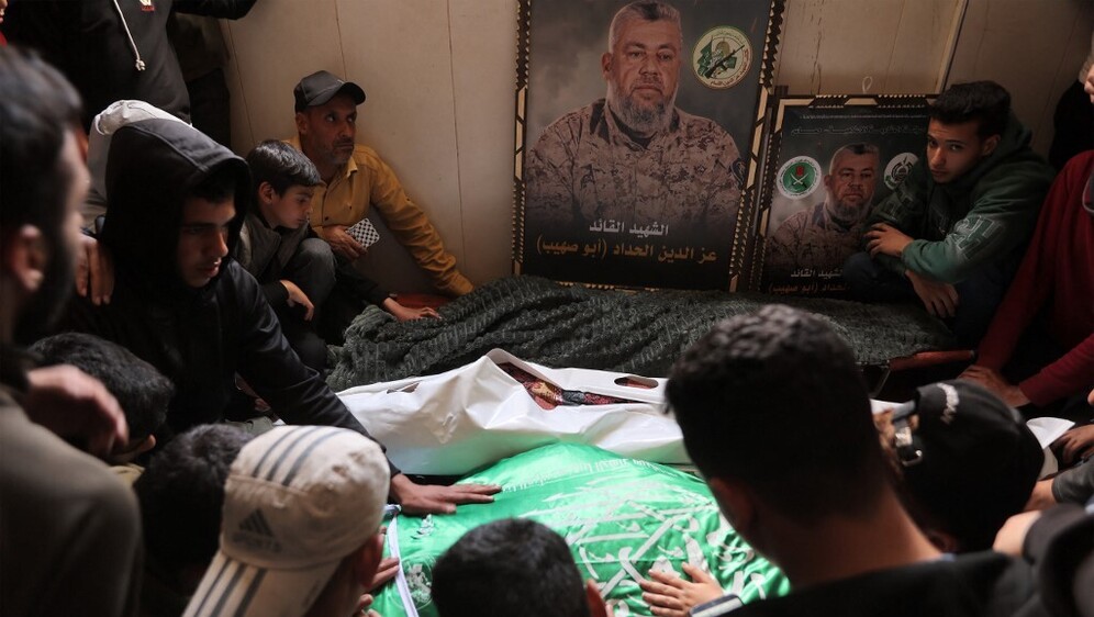Palestinci oplakuju Izza al-Dina al-Haddada