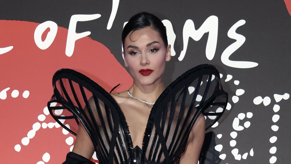 Laura Gnjatović u haljini Juraja Zigmana na Story Hall of Fame - Cabaret Edition - 3