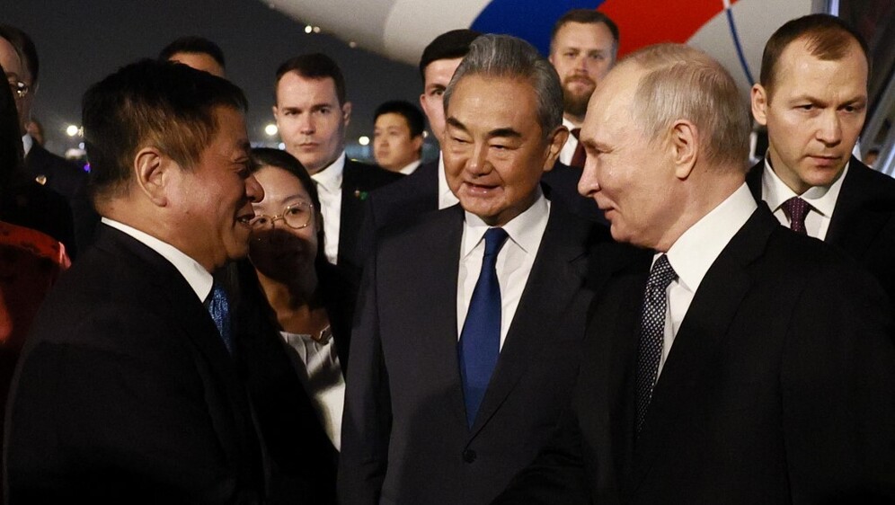 Wang Yi i Vladimir Putin