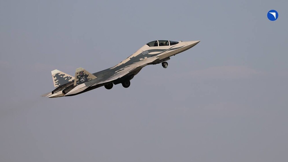 Dvosjedna verzija Su-57