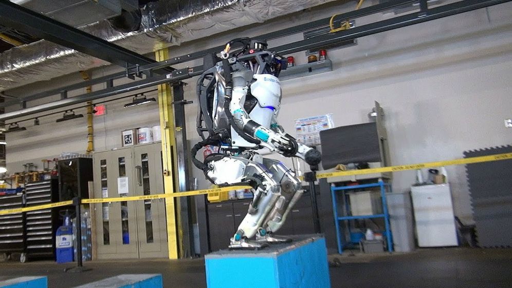 Atlas je najsiaknutije dijete tvrtke Boston Dynamics (FOTO: YouTube/Screenshot)