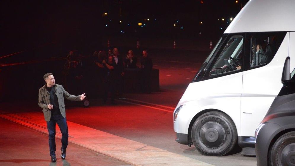 Tesla Semi (Foto: AFP)