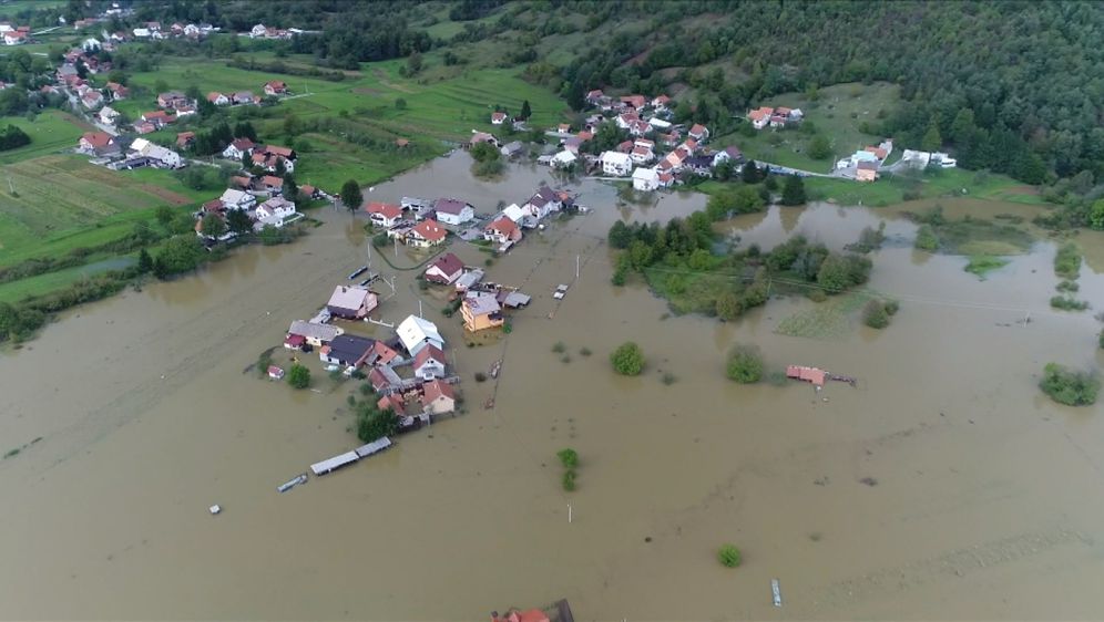 Caritas dijeli pomoć poplavljenima u Ogulinu (Foto: HGSS Ogulin) - 1