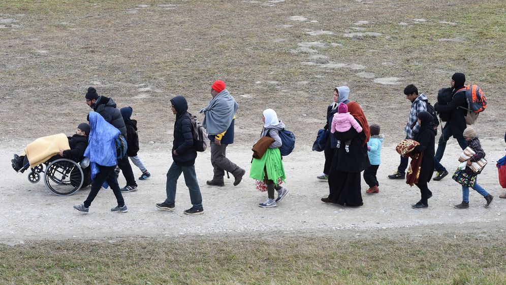 Ilegalni migranti (Foto: AFP) - 2