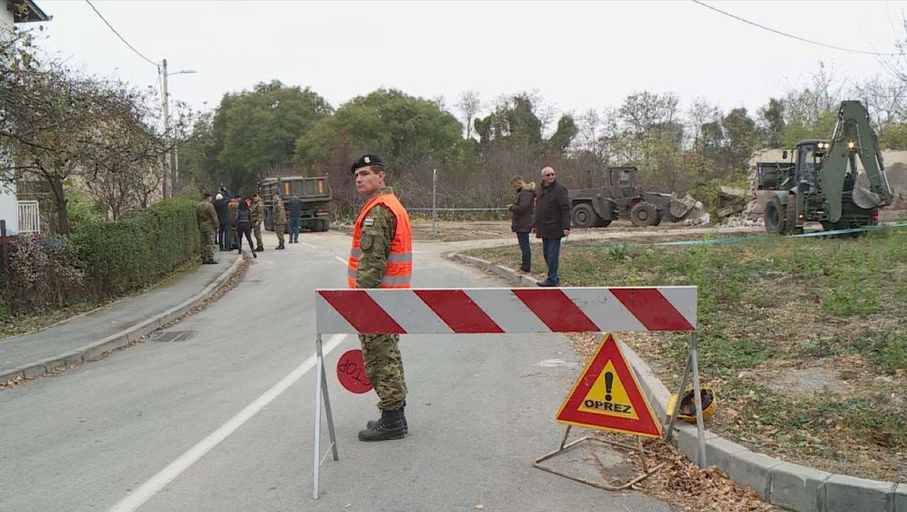 Inženjerijska bojna seli u Vukovar (Foto: Dnevnik.hr) - 3