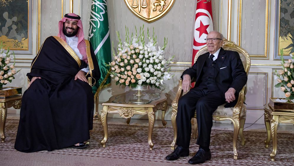 Saudijski princ Mohamed bin Salman i predsjednik Tunisa Beji Caid Essebsi (Foto: AFP)