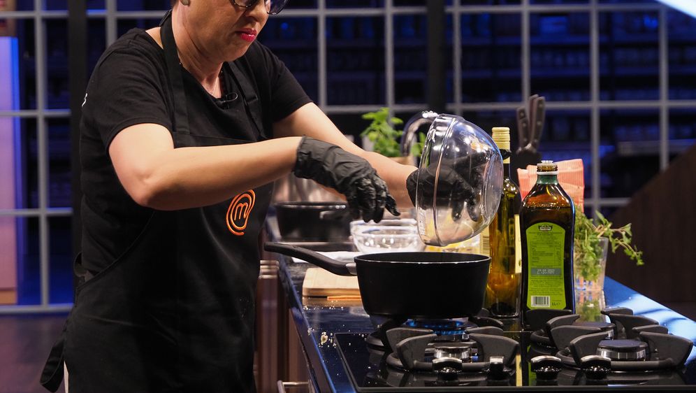 Dvadeset i peta emisija showa MasterChef - 7