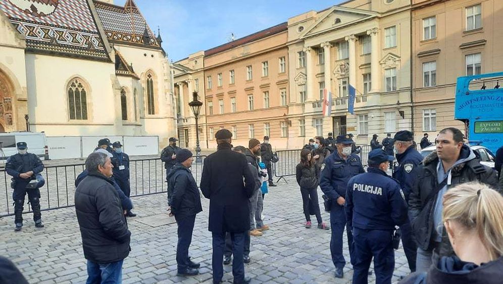 Prosvjed antivaksera u Zagrebu - 5