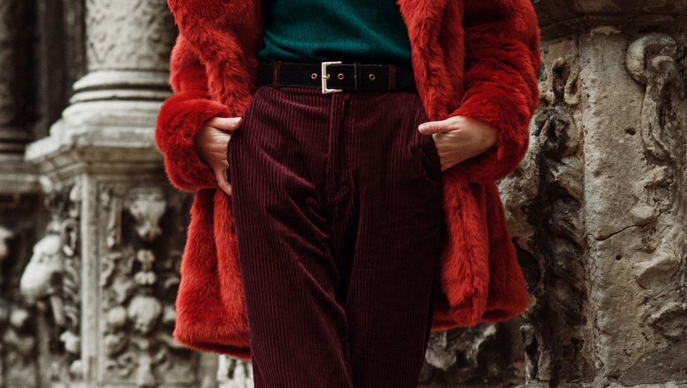 Tople hlače od samta popularan su izbor tijekom zime