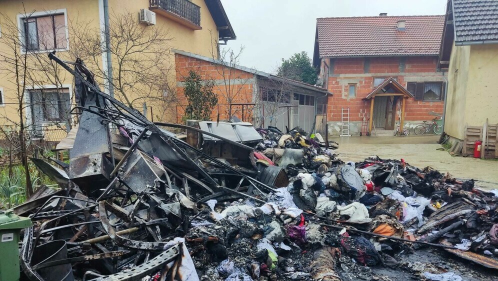 Požar pogona tekstila u Petrinji - 5