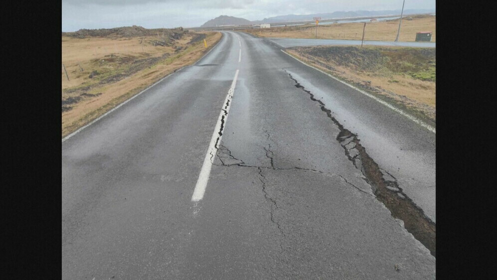 Posljedice potresa na Islandu - 1