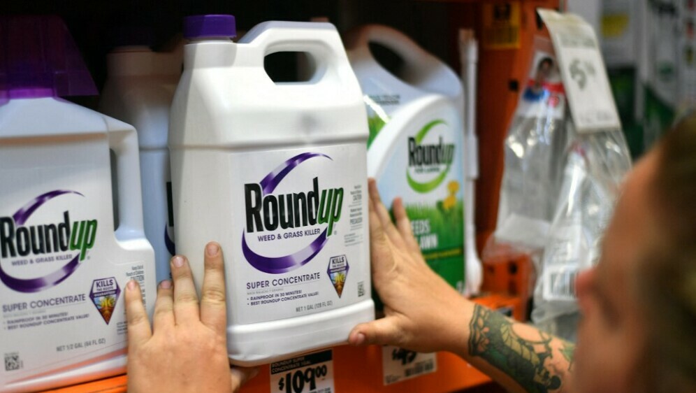 Proizvod makre RoundUp, koji sadrži glifosfat