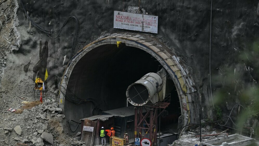 Urušeni tunel
