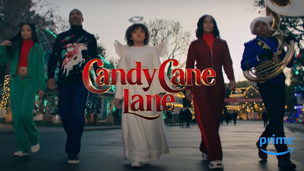 Najava filma Candy Cane Lane i Glumac Eddie Murphy u prvom planu sa svojom obitelji