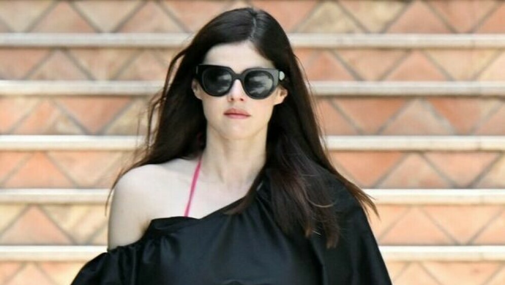 Alexandra Daddario - 8