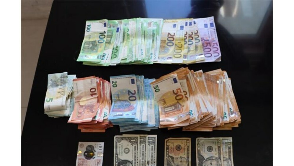 Pronađena veća količina droge i novac od prodaje droge