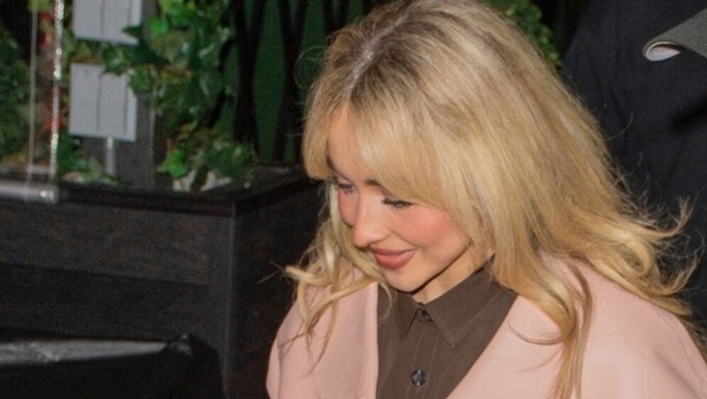 Sabrina Carpenter - 3