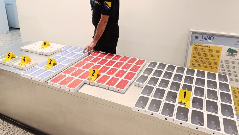 Pokušaj krijumčarenja iPhoneova