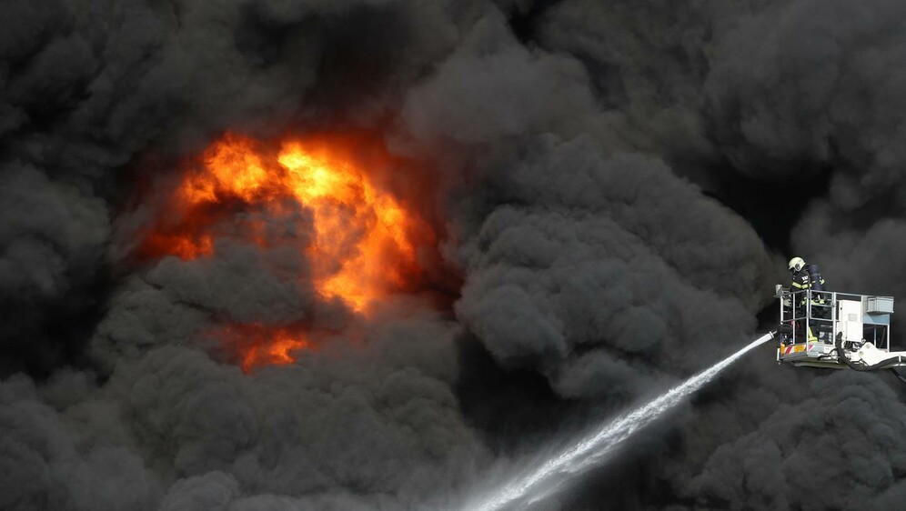 Sveta Nedelja: Požar u skladištu guma - 2