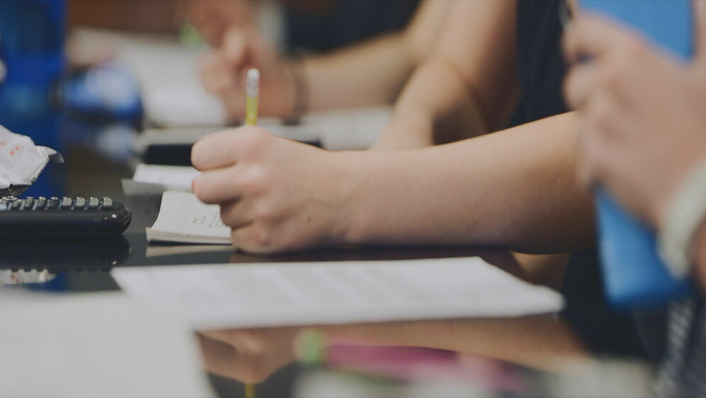 Raste studentska satnica